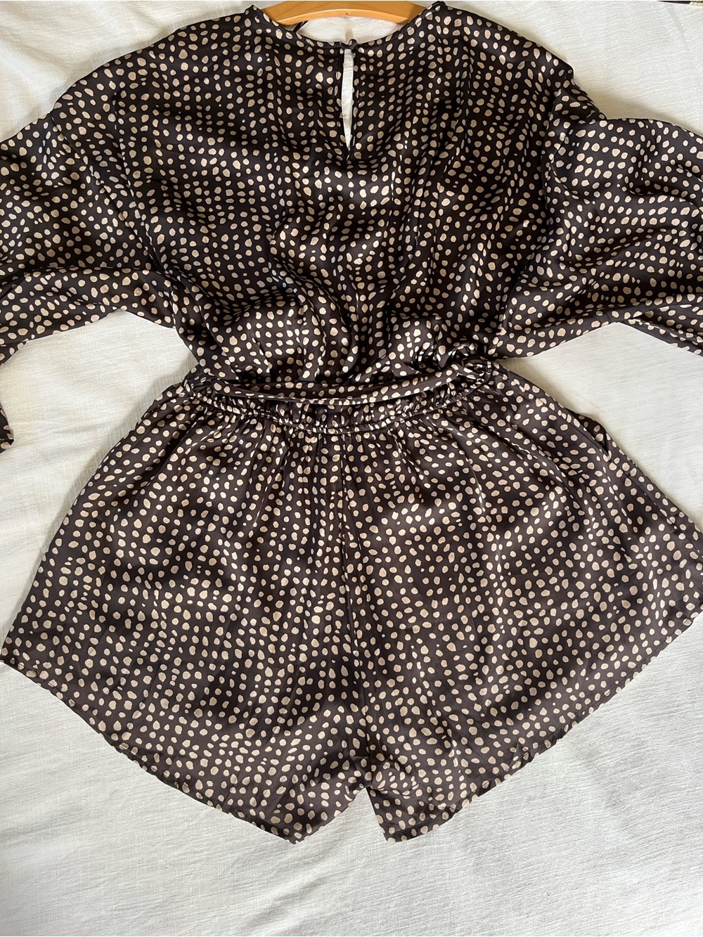 Vici Palm Canyon Satin Romper - Picture 10 of 13
